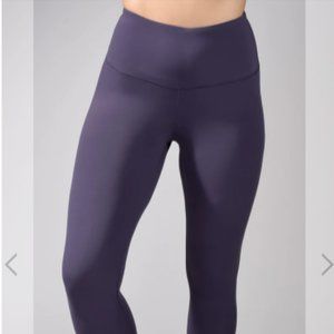 YOGALICIOUS NUDE TECH HIGH WAIST 7/8 ANKLE LEGGING SIZE M (ELDER FLOWER COLOR)